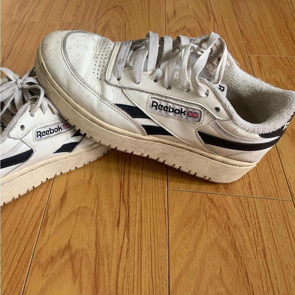 Club c double revenge women’s sneaker 7.5